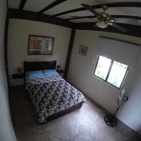 Casa Roja Hostel Montañita Extérieur photo