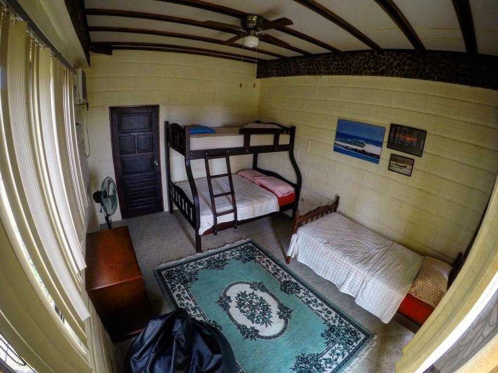 Casa Roja Hostel Montañita Extérieur photo